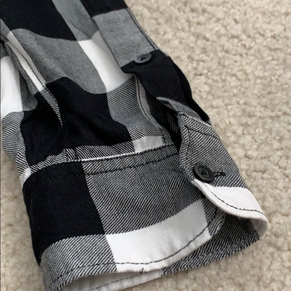 Flannel - Picture 4 of 4